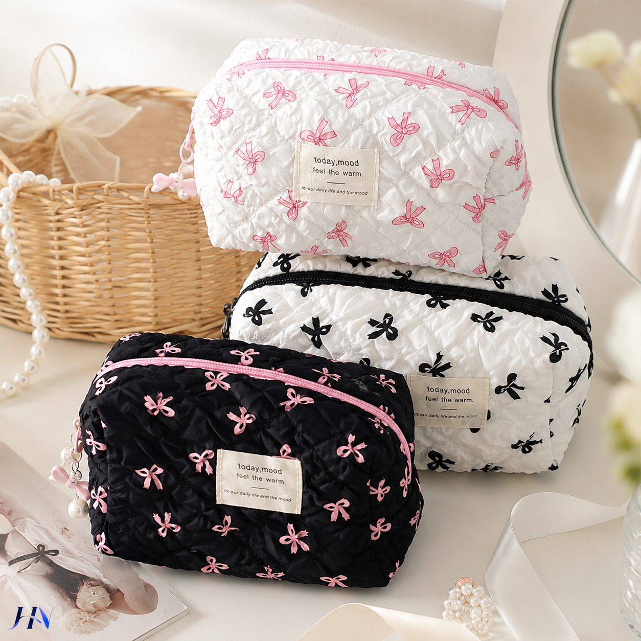 Nécessaire Feminina Compacta com Estampa de Laços – Bolsa Organizadora de Maquiagem