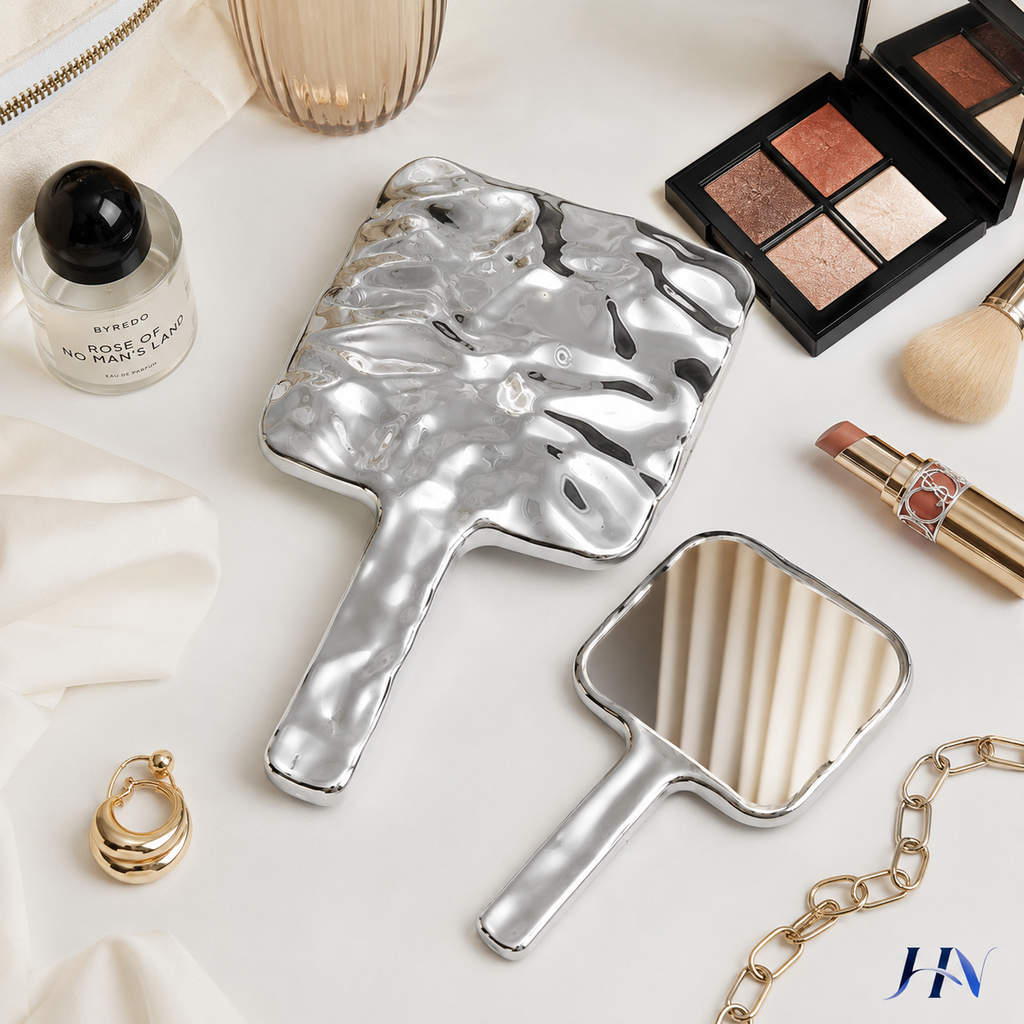 Espelho de Mão Premium Liquid Vanity – Design Cromado para Maquiagem, Cílios e Salão