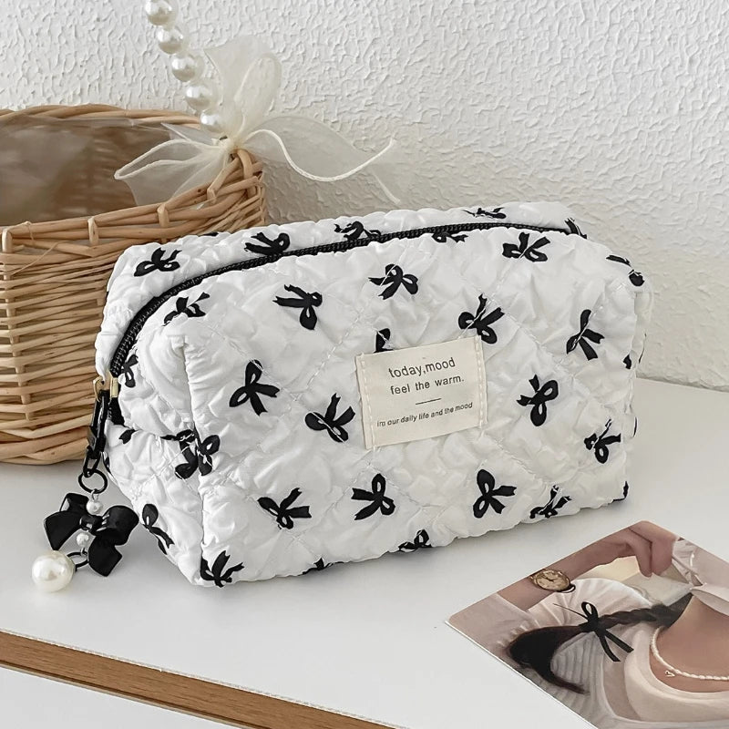 Fashion Square Women Clutch Makeup Bag Portable Cute Ladies Cosmetic Toiletry Storage Pouch Handbag Bow Print Zipper Bag